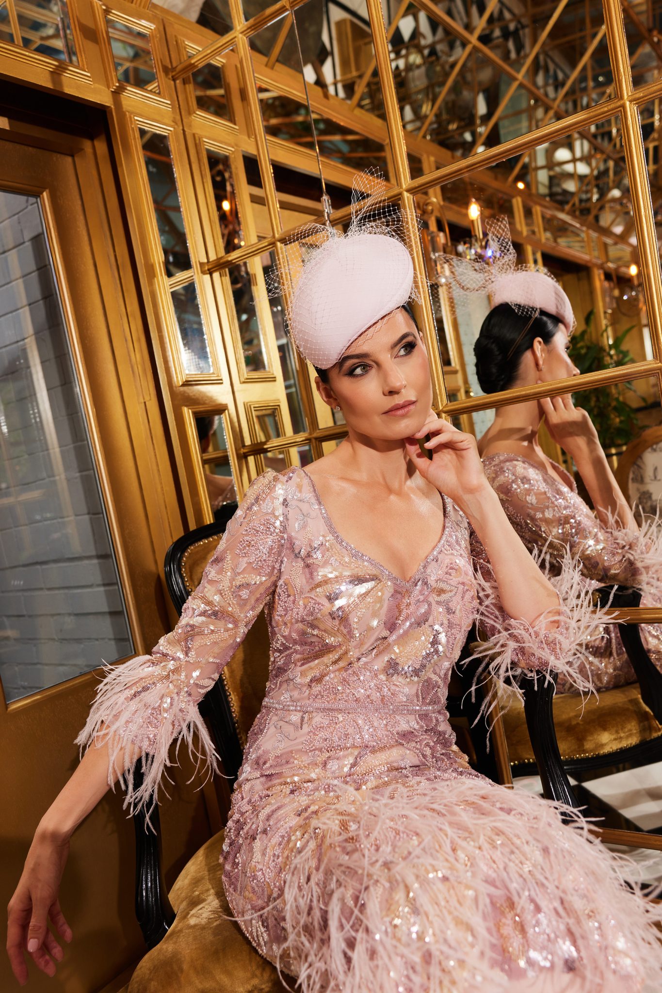 Bianca pink-nude mid shot-P